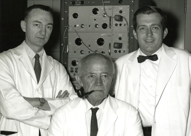Drs。Jude, Kouwenhoven和Knickerbocker